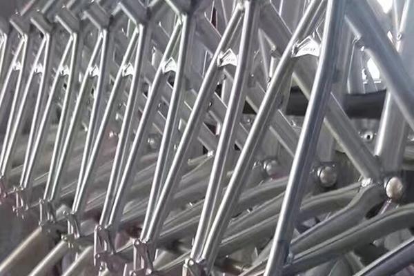 江門專業鋁合金單車前叉熱處理廠